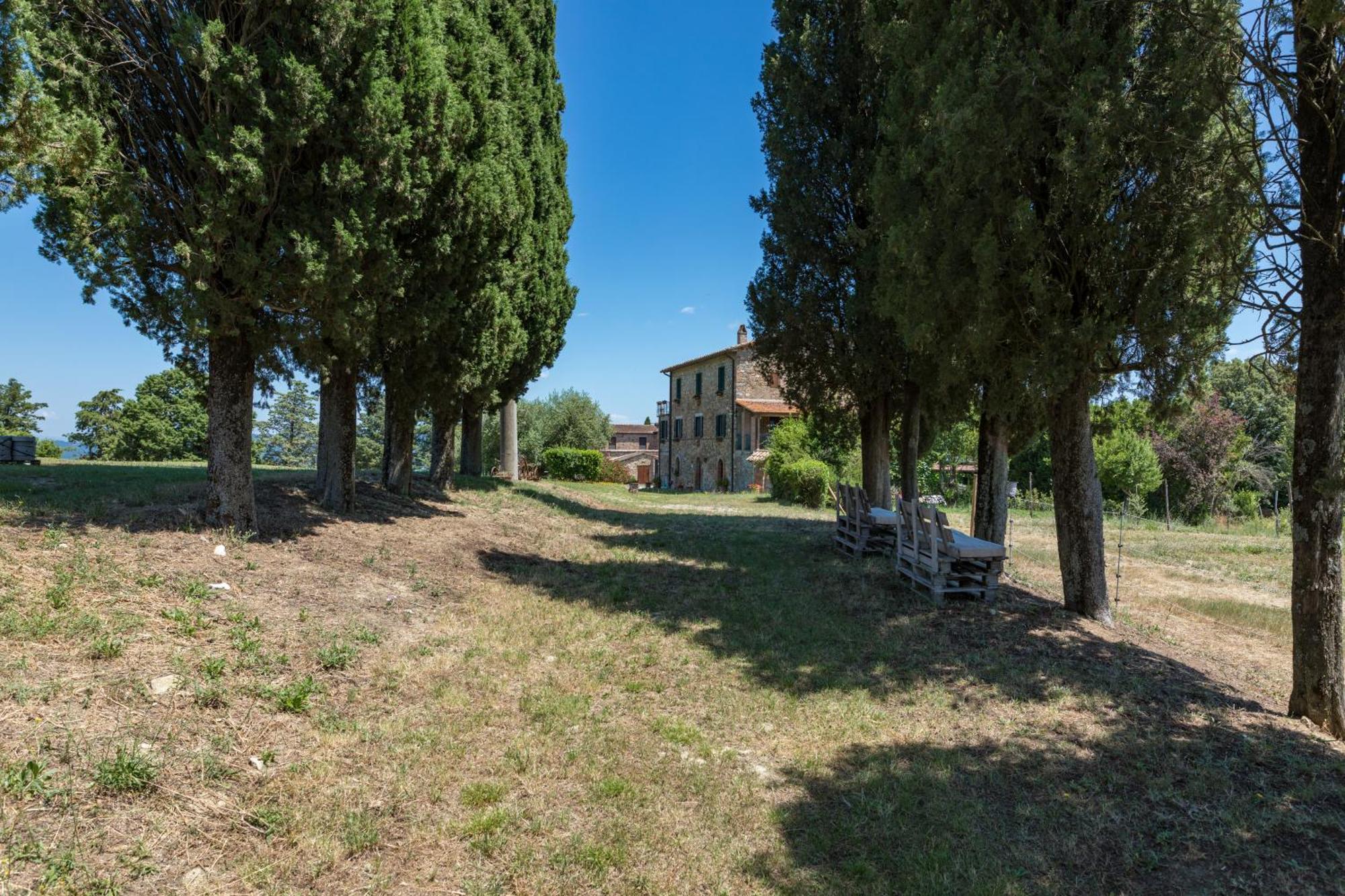 Agriturismo Spazzavento Palazzone Exterior photo